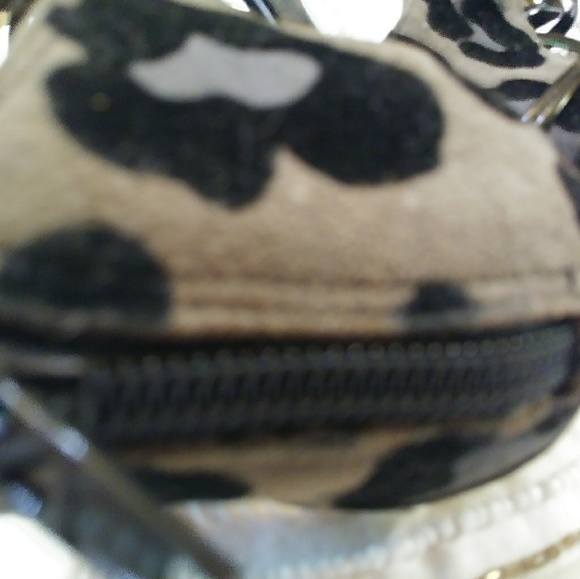 Woman Shoes - Picture 7 of 8